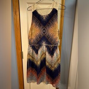 City Studio sleeveless dress with lace back. NWT size 11. Fall colors.